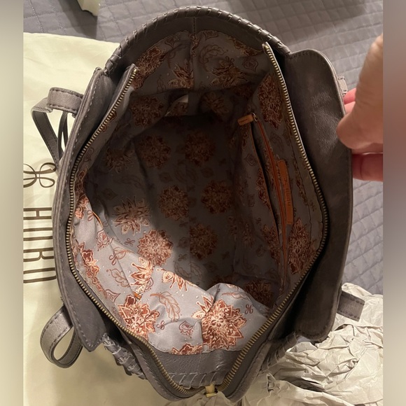 HOBO bag - like new! Comes with bag cover. - Picture 3 of 3